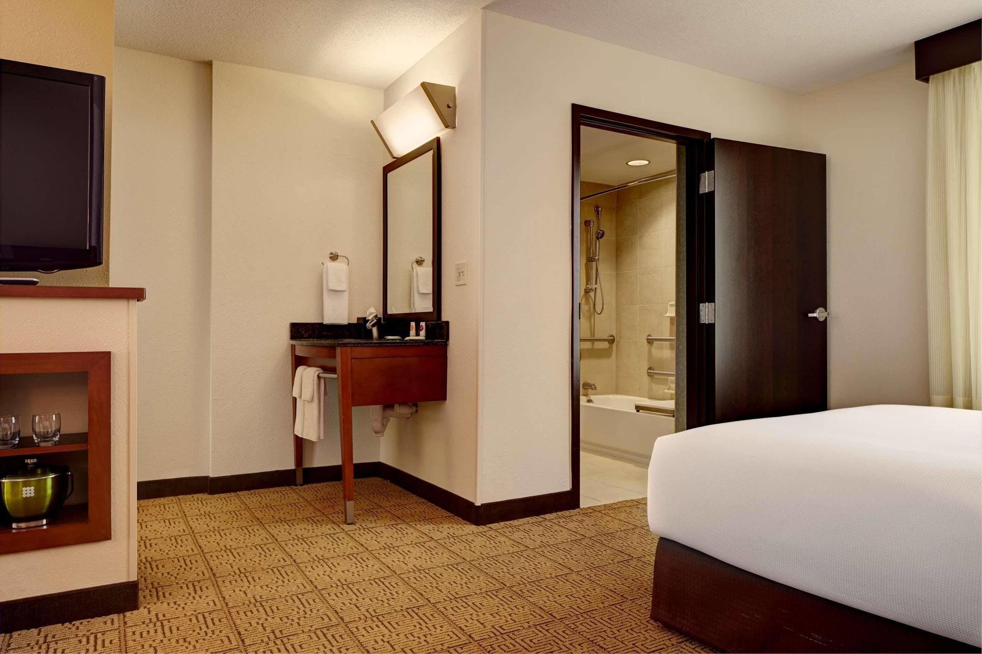 Hyatt Place Baltimore Inner Harbor Exterior photo